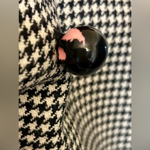 Vintage 1970’s Tailored Houndstooth Women’s Jacket with Red Lining. Size Small. - Picture 12 of 12